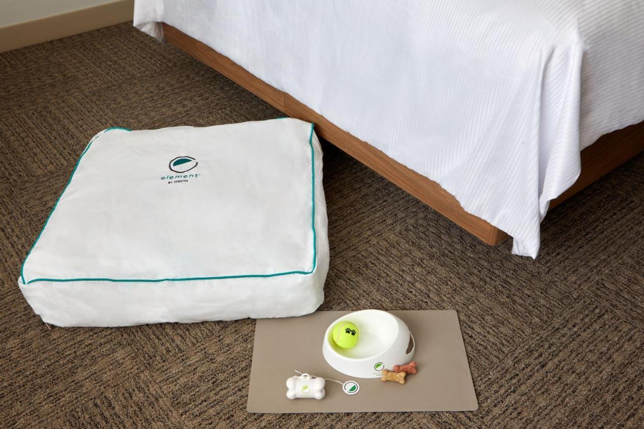 Element Irvine Hotel Екстериор снимка