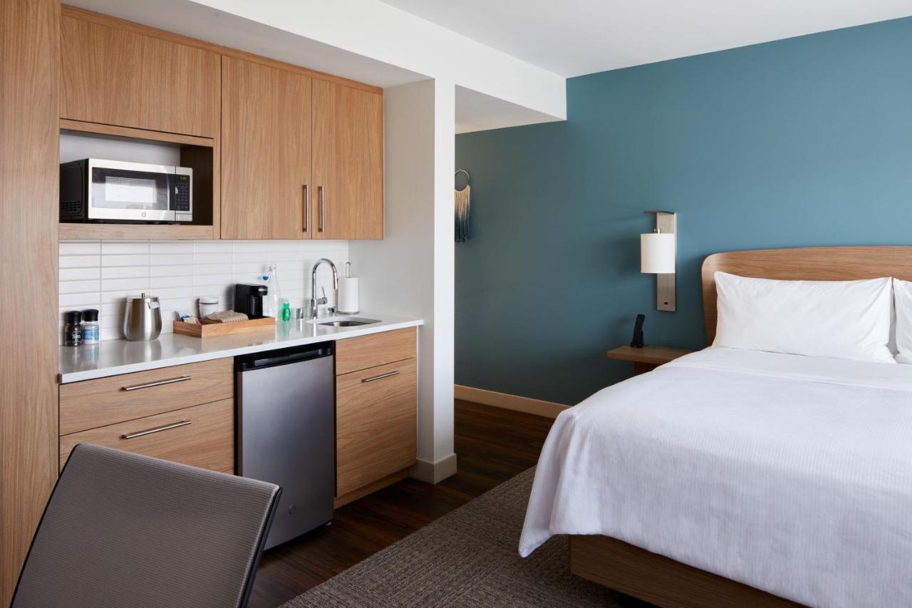 Element Irvine Hotel Екстериор снимка