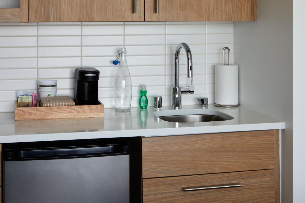 Element Irvine Hotel Екстериор снимка