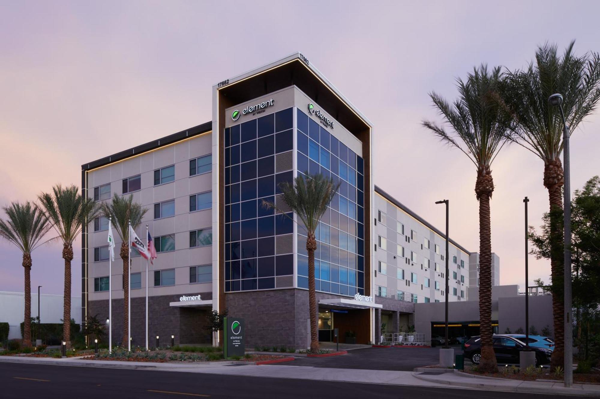 Element Irvine Hotel Екстериор снимка