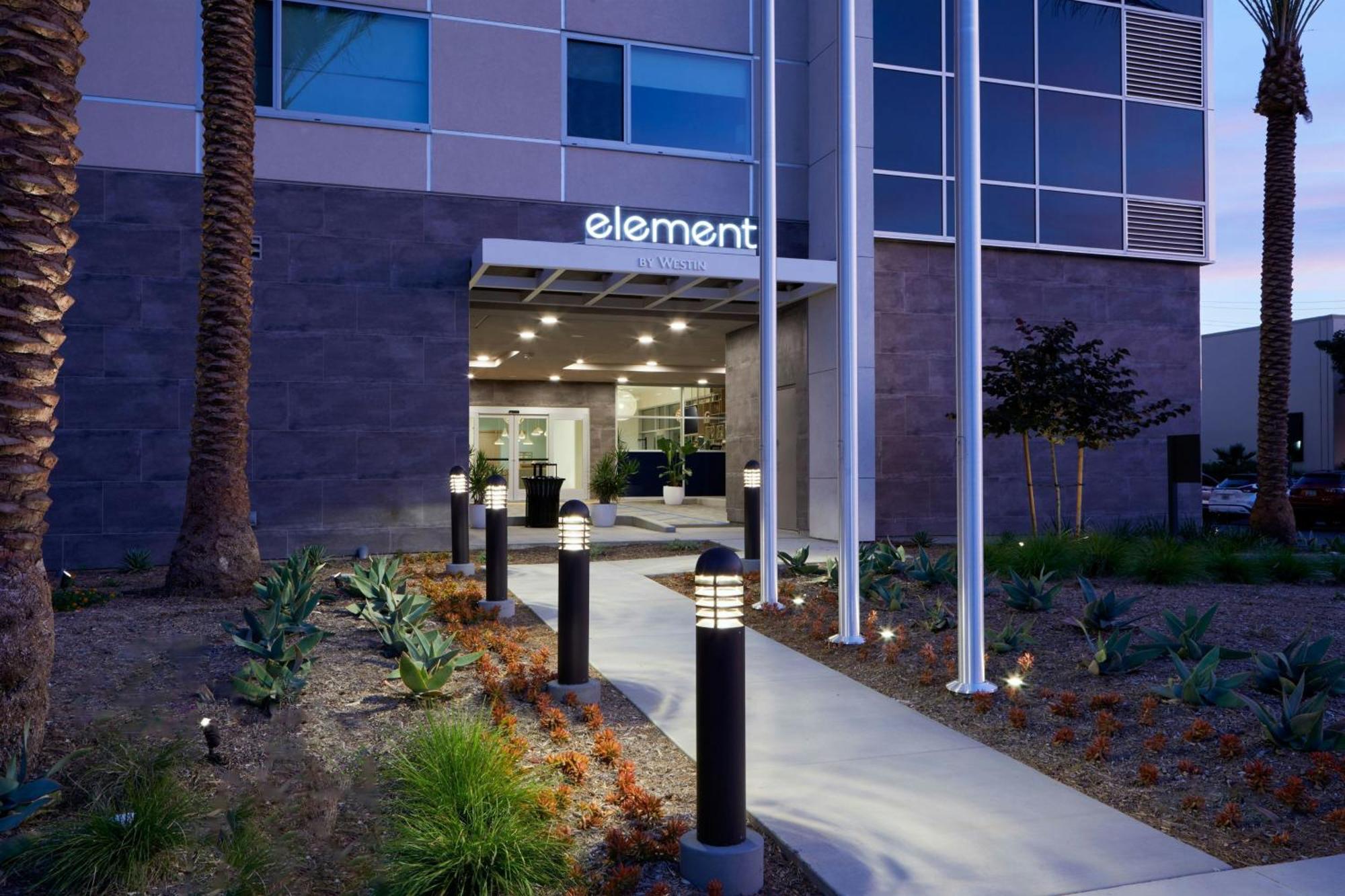 Element Irvine Hotel Екстериор снимка